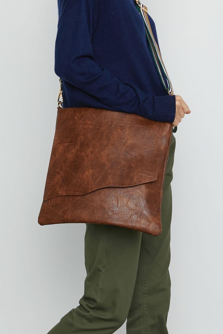 Bag Social Threads | Vegan Flap Messenger Bag