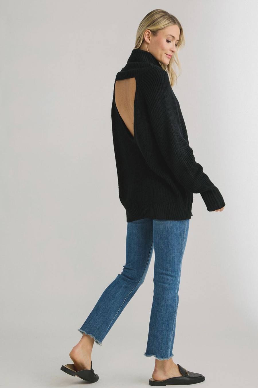 Clothing Elan Sweaters | Elan Cut Out Back Turtleneck Sweater